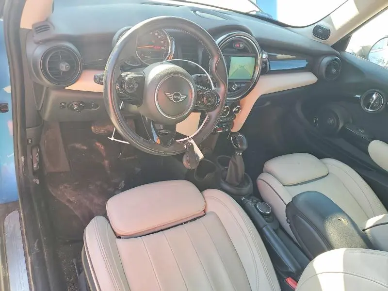 2019 MINI COOPER   