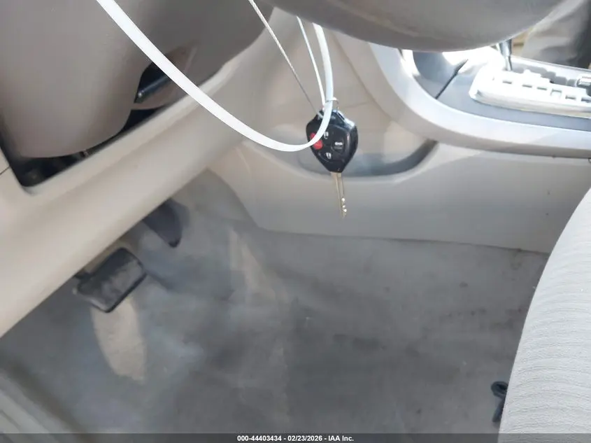 2010 TOYOTA COROLLA LE