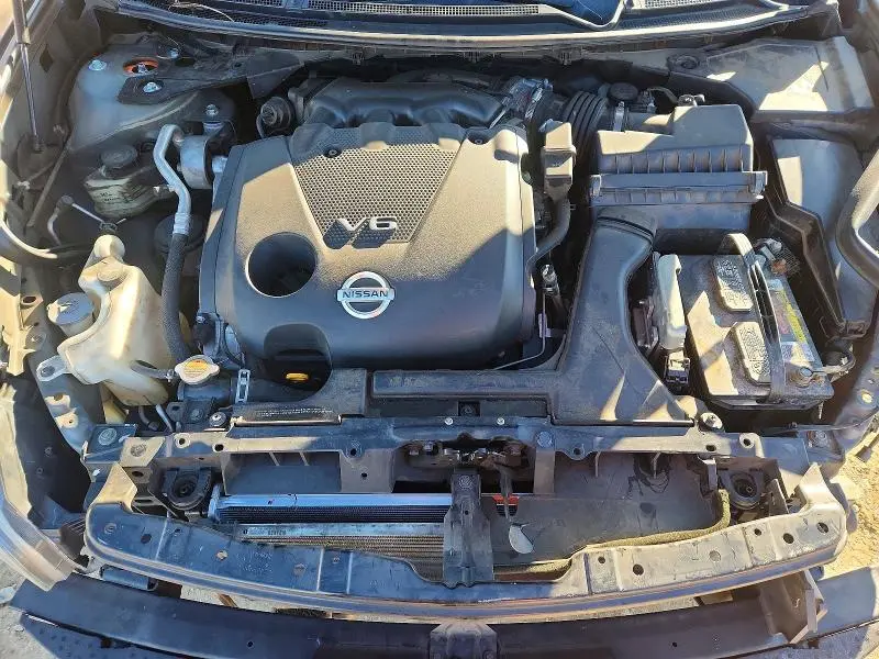 2011 NISSAN MAXIMA S  