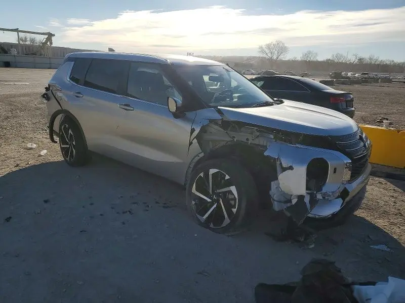 2022 MITSUBISHI OUTLANDER ES  