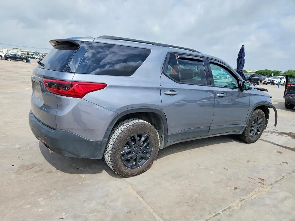 2020 CHEVROLET TRAVERSE LT  