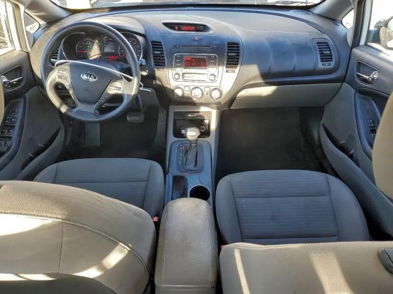 2015 KIA FORTE LX  