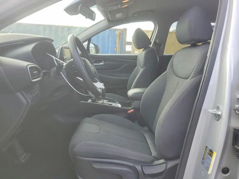 2019 HYUNDAI SANTA FE SE  