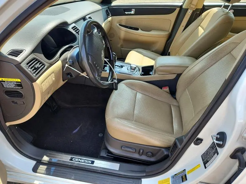 2010 HYUNDAI GENESIS 4.6L  