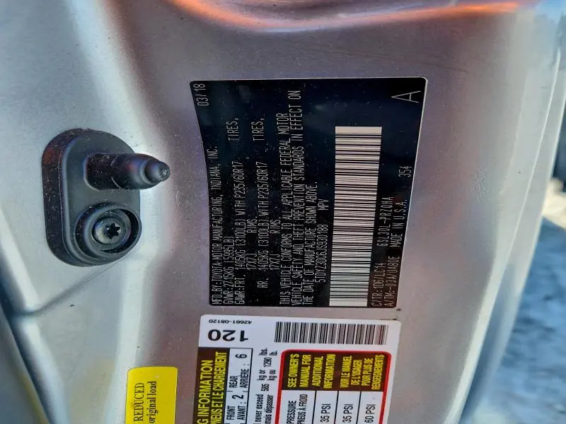 2018 TOYOTA SIENNA XLE  