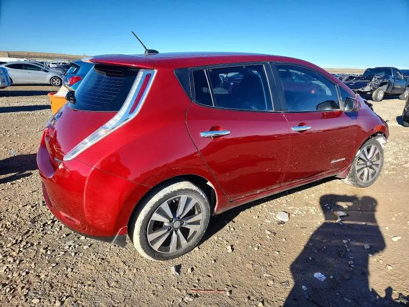 2015 NISSAN LEAF S  
