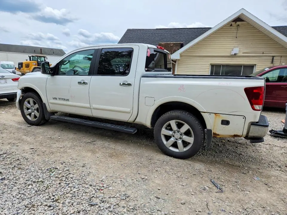 2012 NISSAN TITAN SV  