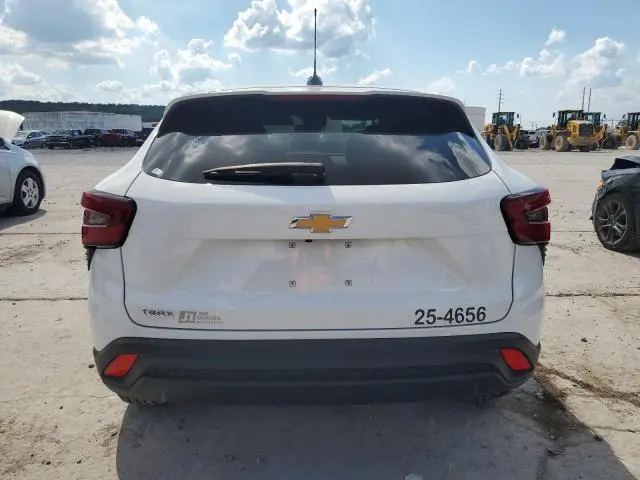 2025 CHEVROLET TRAX LS  