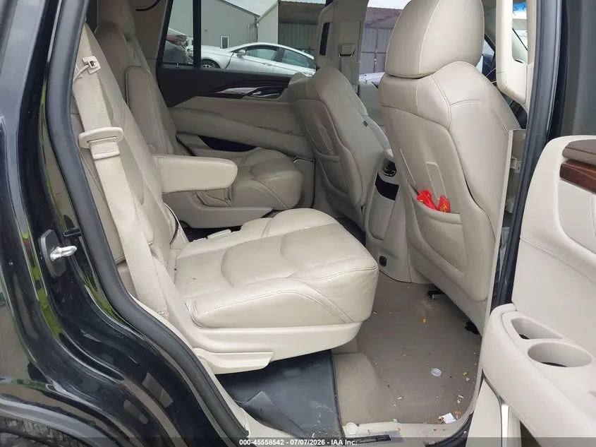 2016 CADILLAC ESCALADE LUXURY COLLECTION