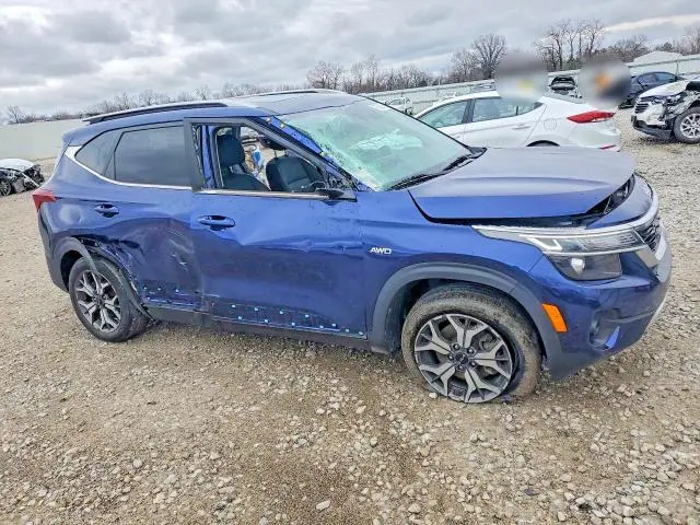 2022 KIA SELTOS EX  