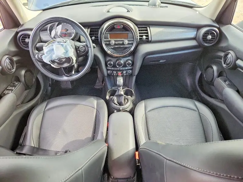 2016 MINI COOPER   