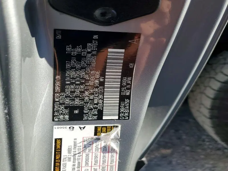 2011 TOYOTA FJ CRUISER BASE  
