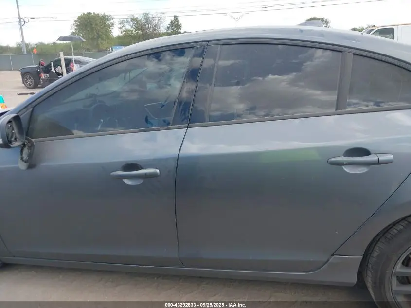 2017 VOLVO S60 T5 DYNAMIC