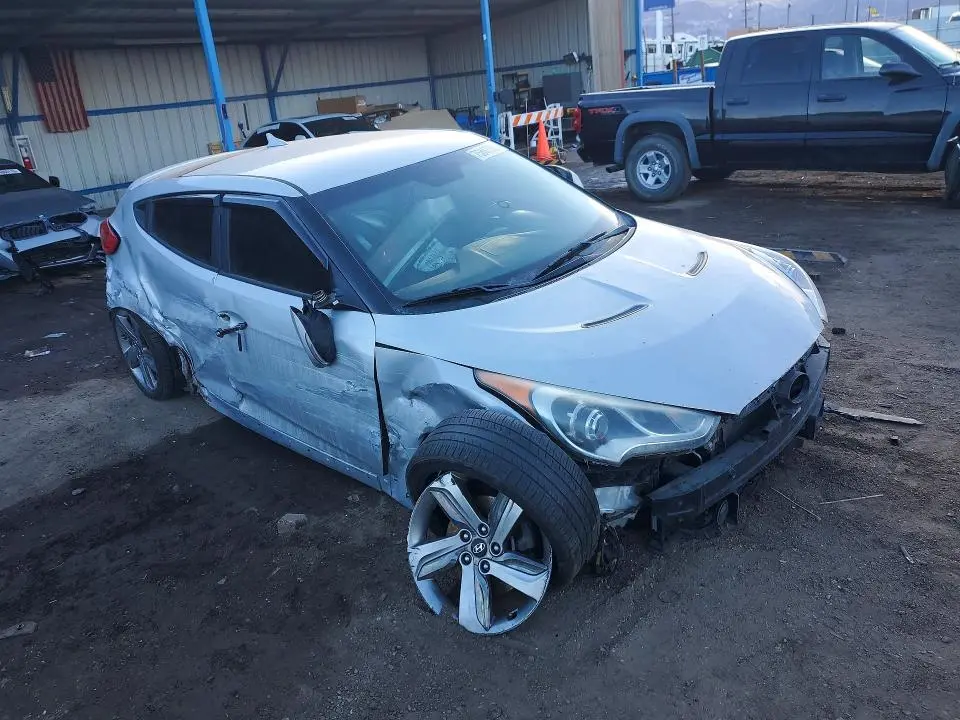 2013 HYUNDAI VELOSTER   