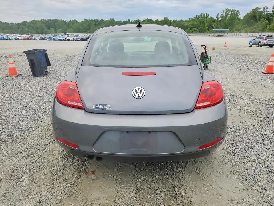 2013 VOLKSWAGEN BEETLE   