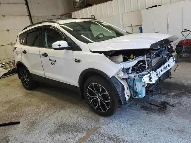 2018 FORD ESCAPE SE  