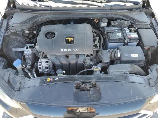 2017 HYUNDAI ELANTRA SE  