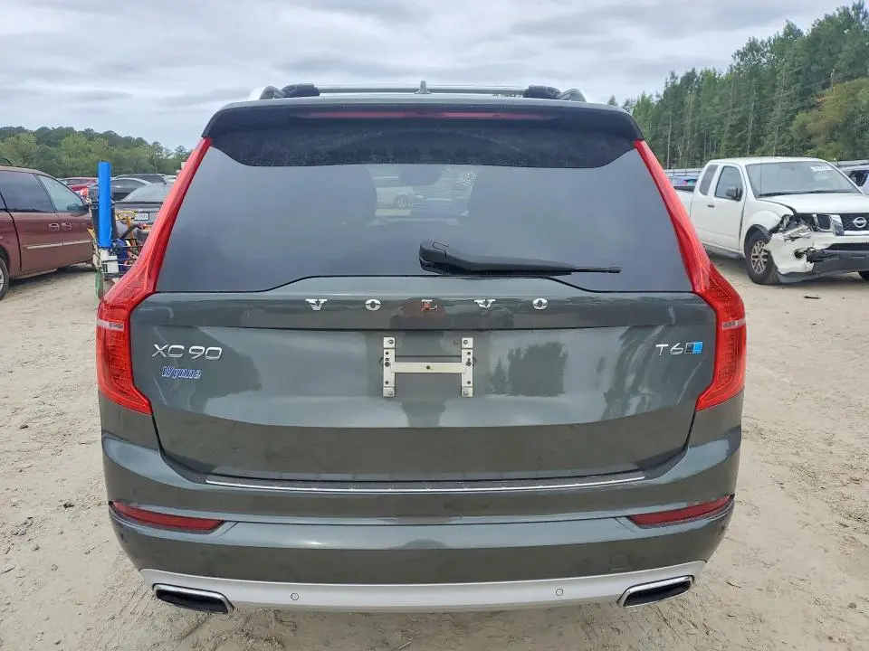 2018 VOLVO XC90 T6  