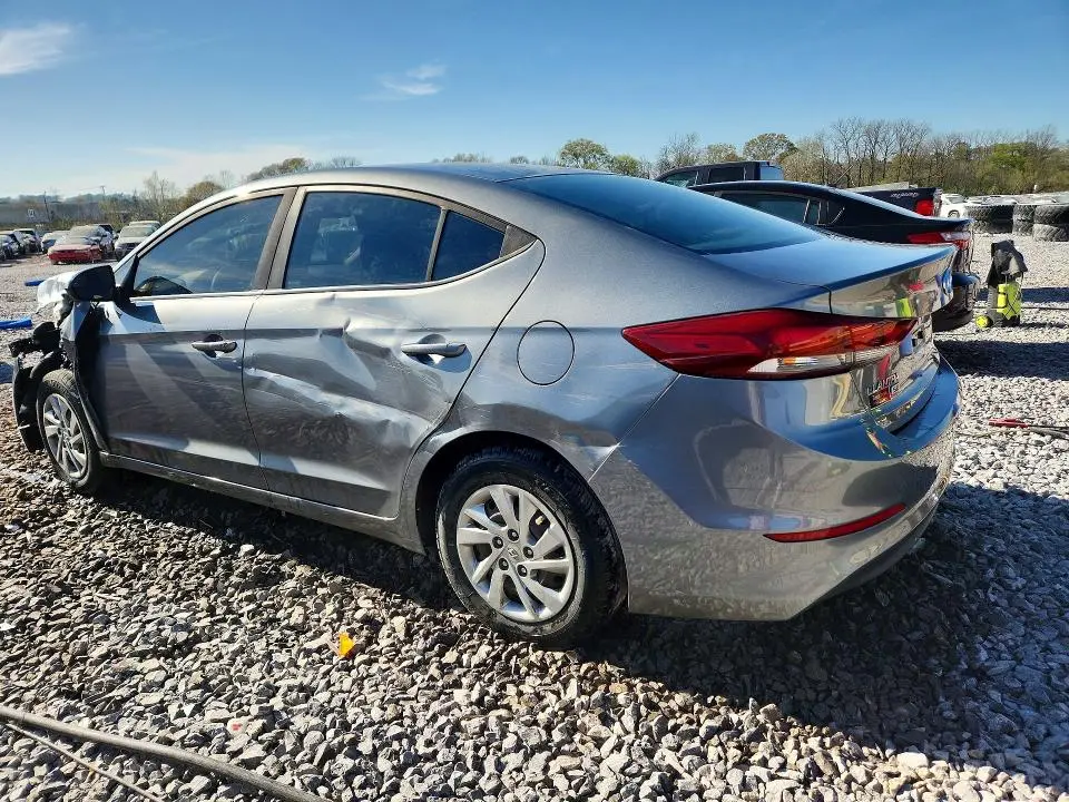 2018 HYUNDAI ELANTRA SE  