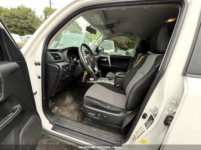 2017 TOYOTA 4RUNNER SR5