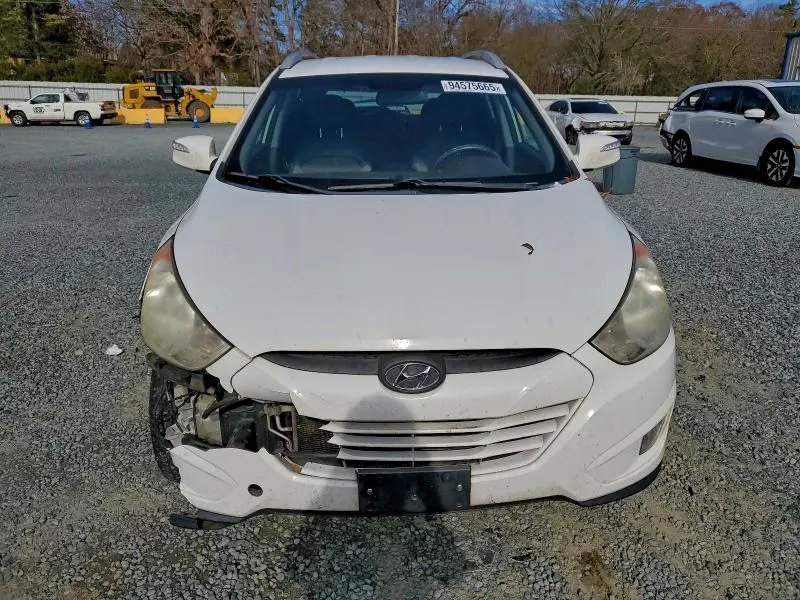 2013 HYUNDAI TUCSON GLS  