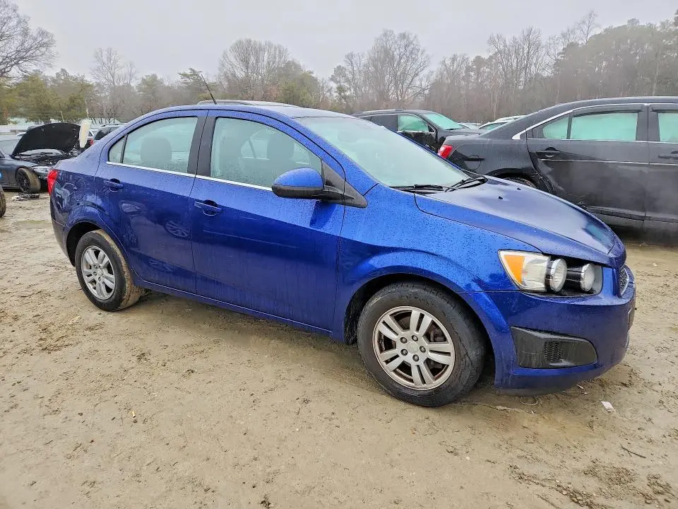 2013 CHEVROLET SONIC LT  