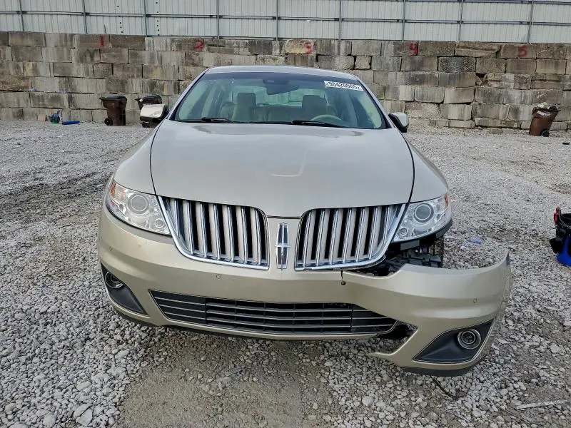 2011 LINCOLN MKS   