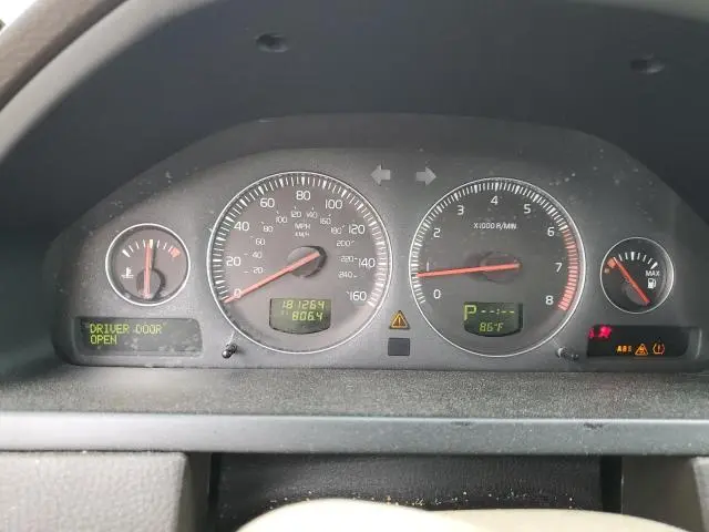 2010 VOLVO XC90 3.2  