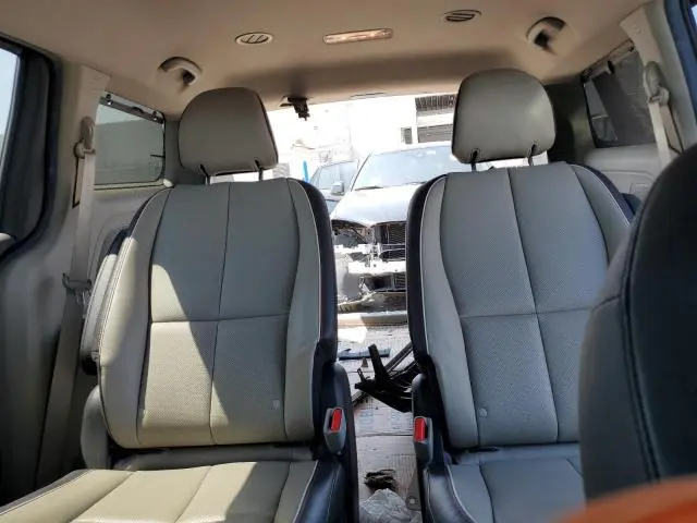 2019 KIA SEDONA LX  