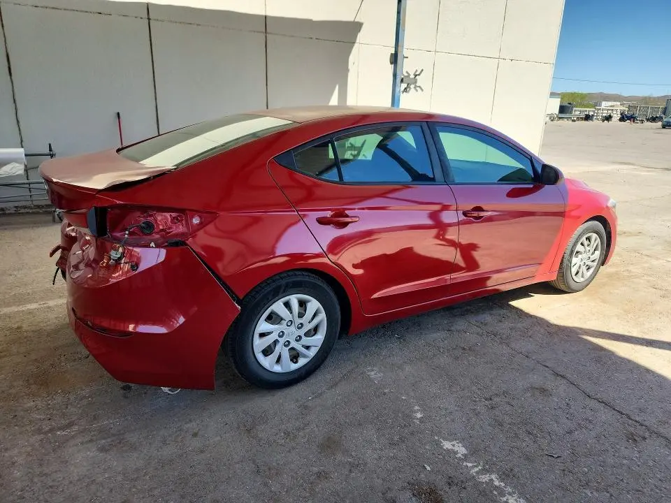 2018 HYUNDAI ELANTRA SE  