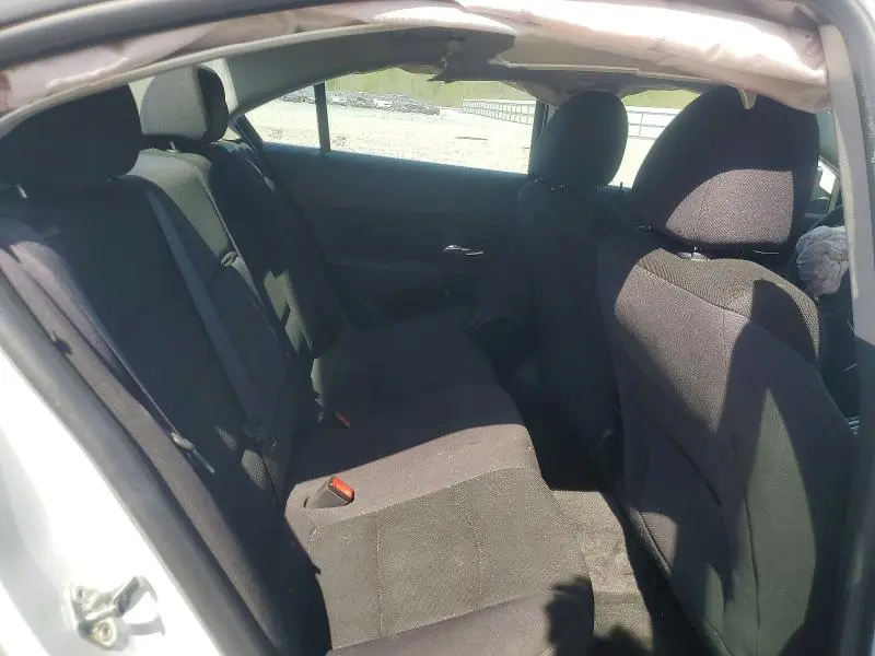 2015 CHEVROLET CRUZE LT  