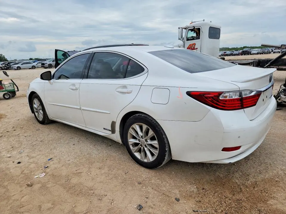 2014 LEXUS ES 300H  