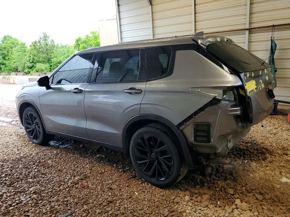 2023 MITSUBISHI OUTLANDER SE  