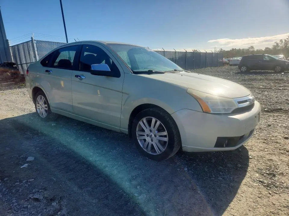 2010 FORD FOCUS SEL  