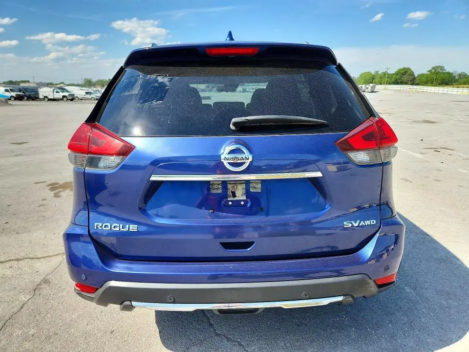 2020 NISSAN ROGUE SV  