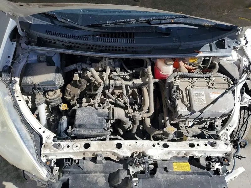 2013 TOYOTA PRIUS C TWO  