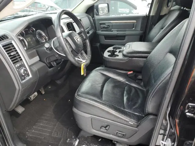 2017 RAM 1500 SLT  