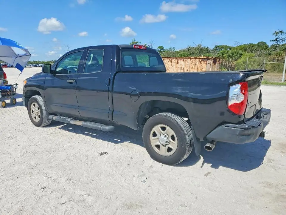 2017 TOYOTA TUNDRA SR  