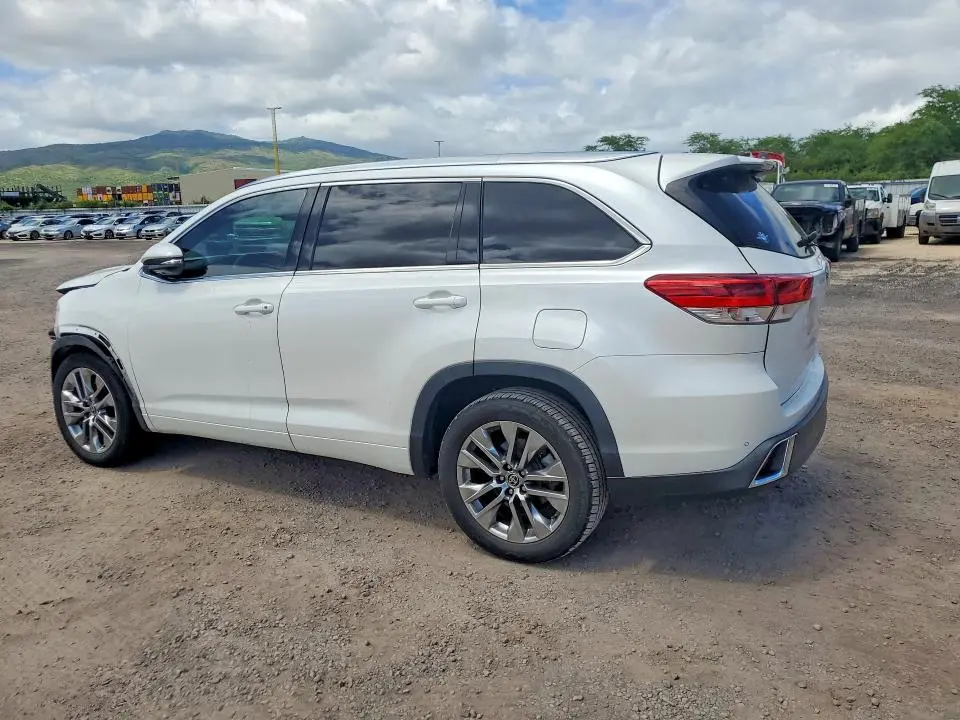 2019 TOYOTA HIGHLANDER LIMITED  