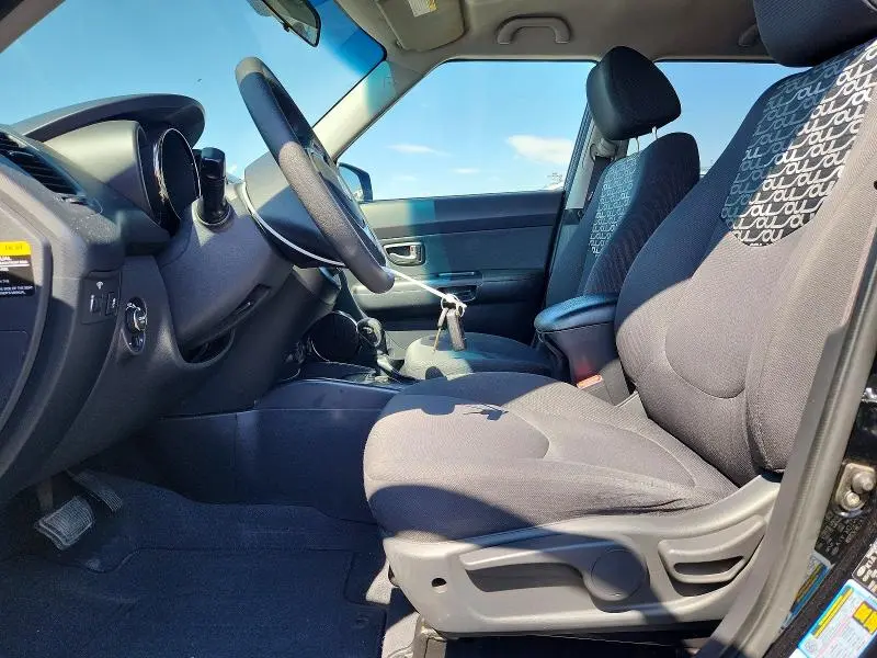 2011 KIA SOUL +  