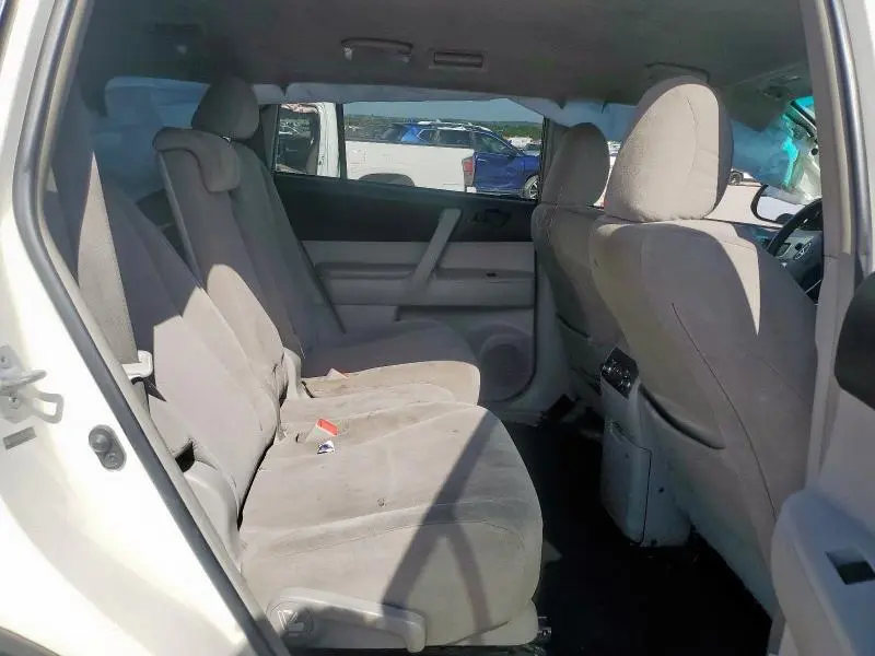 2012 TOYOTA HIGHLANDER BASE  