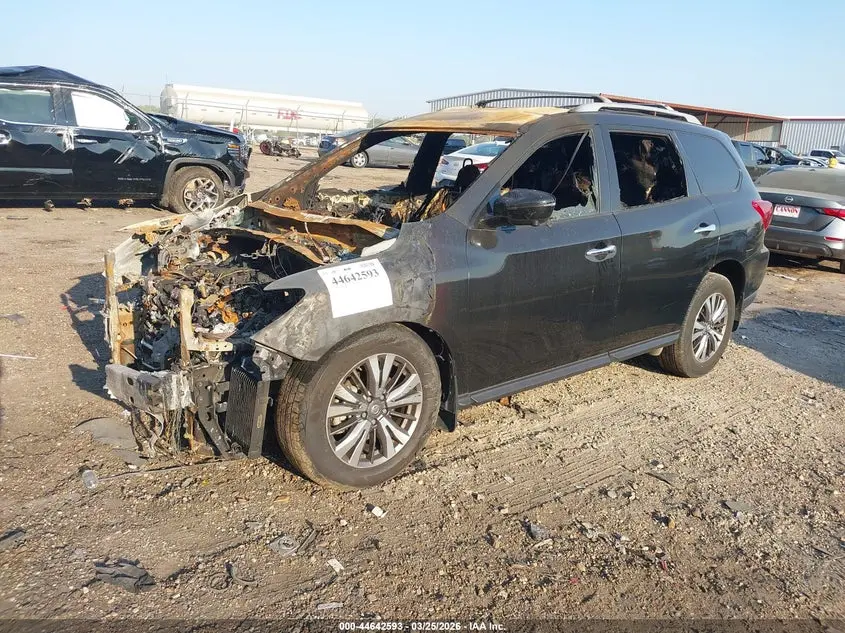 2018 NISSAN PATHFINDER SL