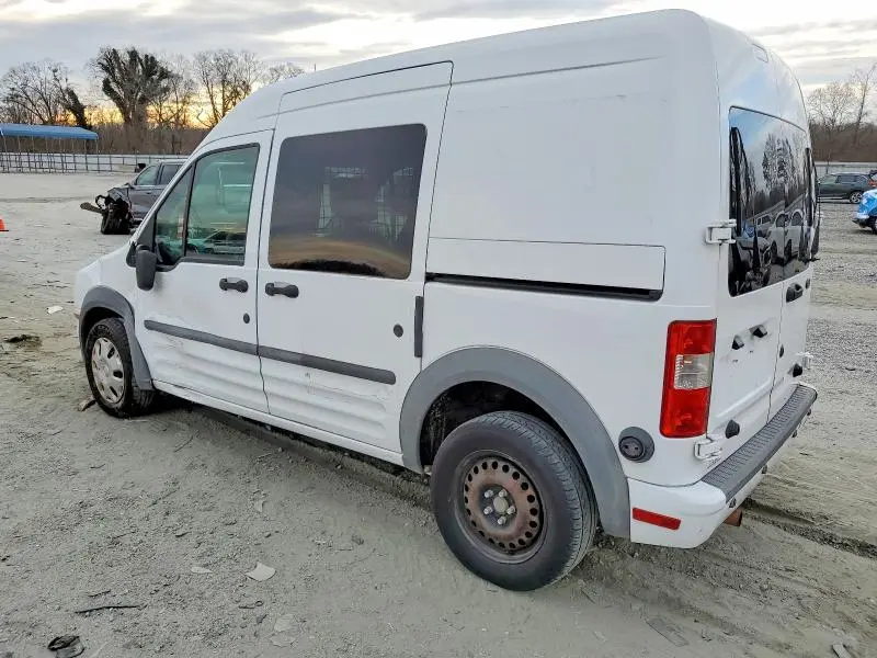 2010 FORD TRANSIT CONNECT XLT  