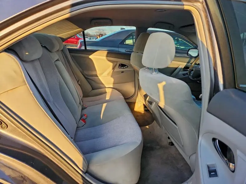 2011 TOYOTA CAMRY BASE  