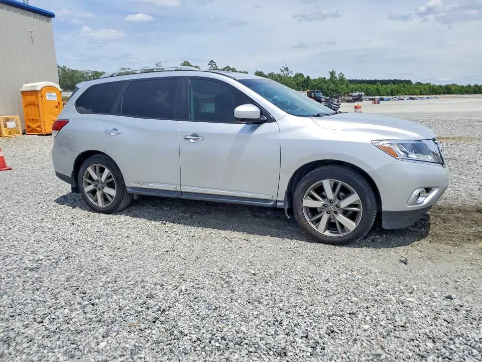 2014 NISSAN PATHFINDER S  