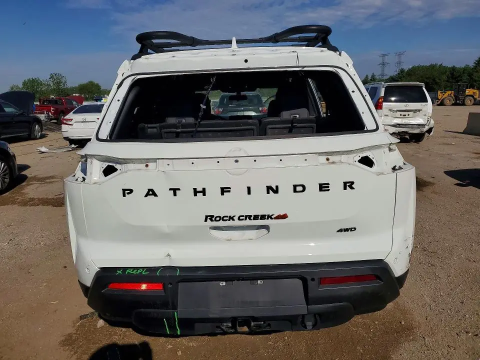 2024 NISSAN PATHFINDER ROCK CREEK  