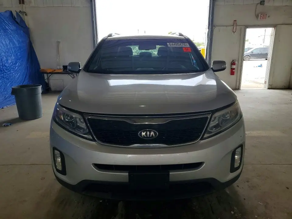 2014 KIA SORENTO LX  