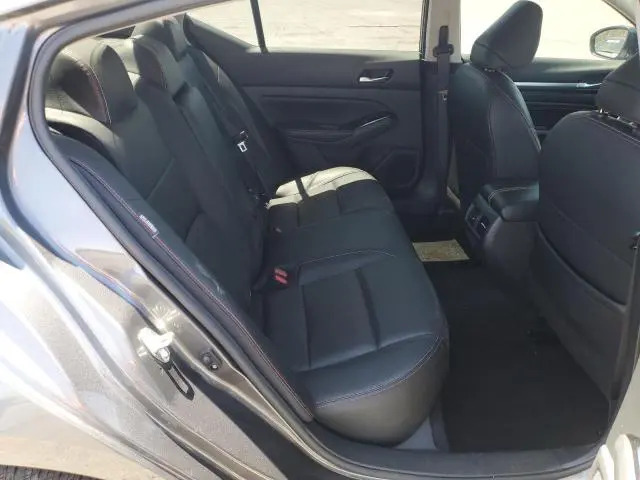 2023 NISSAN ALTIMA SR  