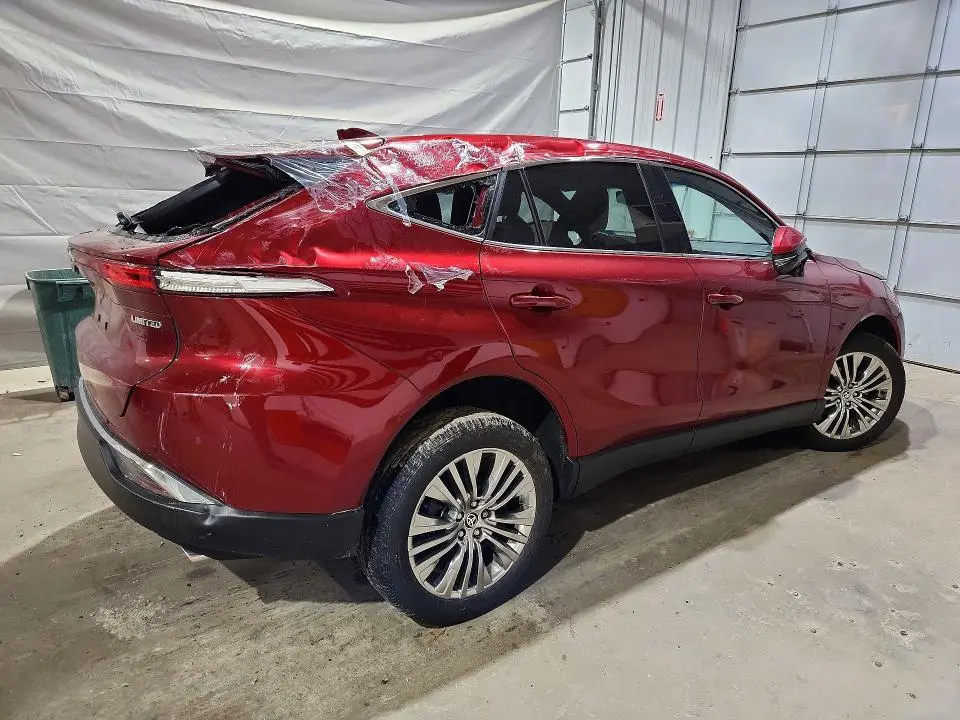2024 TOYOTA VENZA LIMITED  