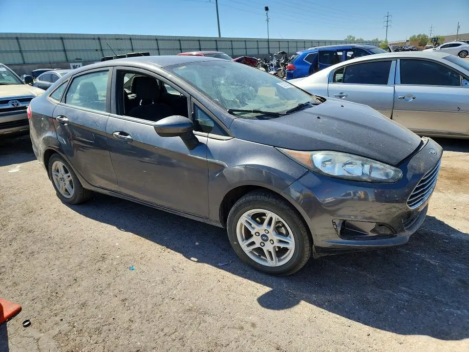 2019 FORD FIESTA SE  